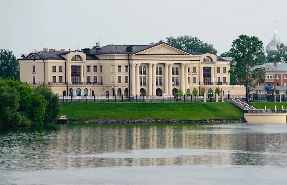 Uglich-hotel